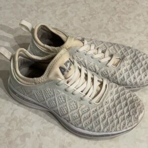 APL women’s Off-White Athletic Shoes size 7.5